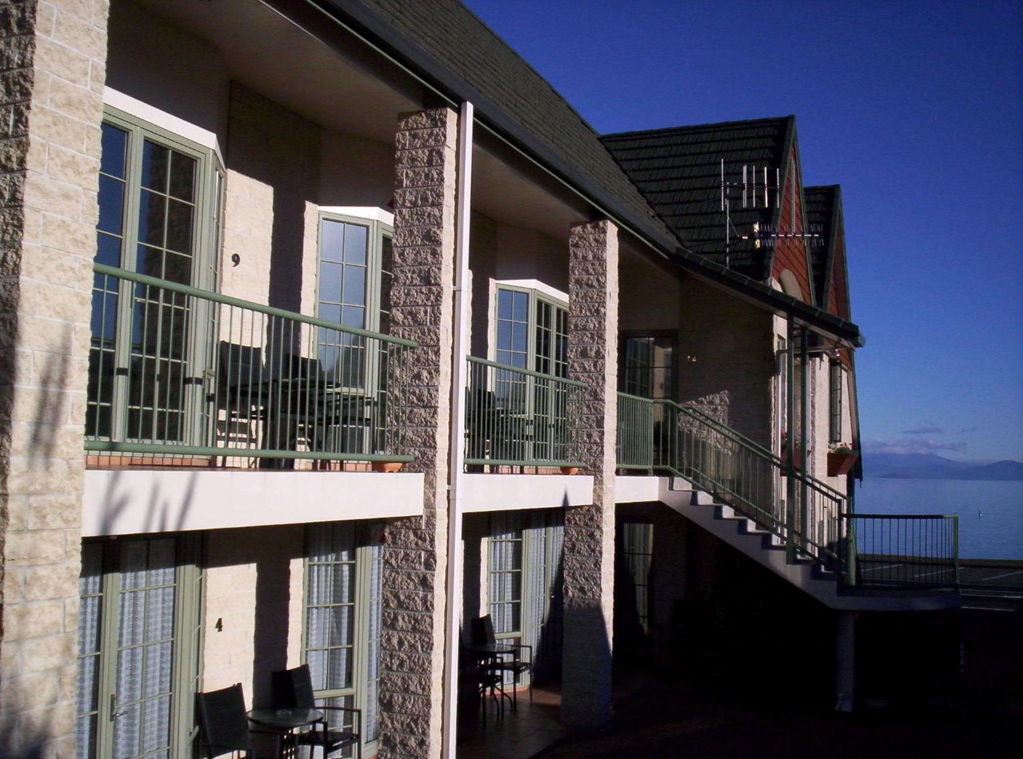 Colonial Lodge Motel Lago Lago Taupo Exterior foto